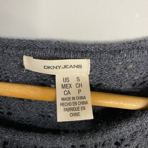 DKNY Jeans Long Sleeve Gray Crochet Sweater Women's Size Small - Picture 2 of 8